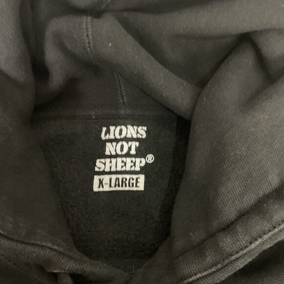 Lions Not Sheep Rebel Queen Black Hoodie Size XL Queen of Hearts Oversized Heavy - Picture 9 of 12